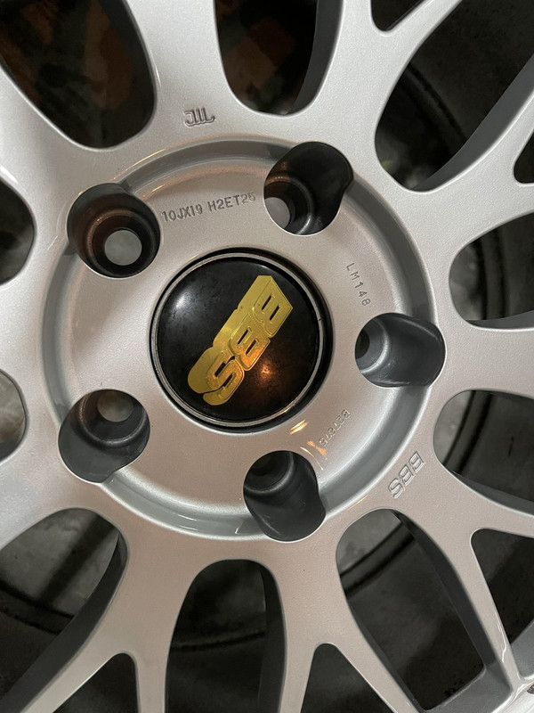 8DC2F1C2-DF4E-424C-B839-5F2B98ED94A1