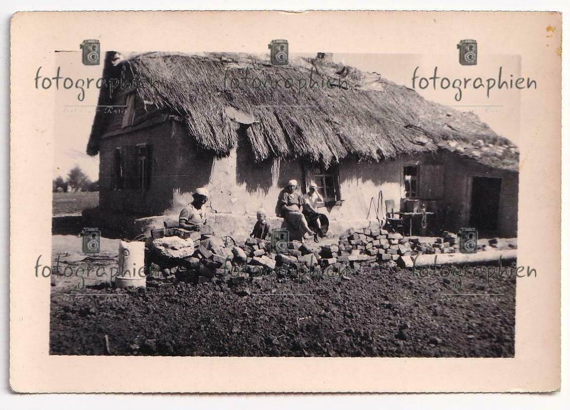 org. Foto Russland Süd Taganrog Don Bevölkerung Hütten