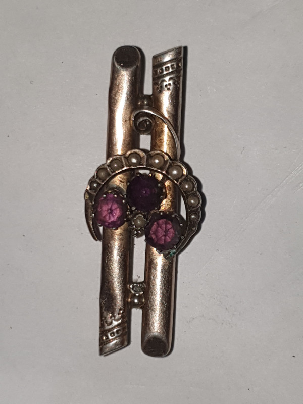 Becki secesijski historisticki bros 18