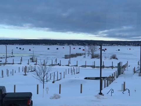 FBE5991D-C53A-43CC-8580-62F1B20BC987