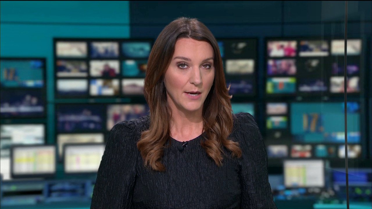 ITV Evening News_20201025_18301850.ts_snapshot_01.38.394