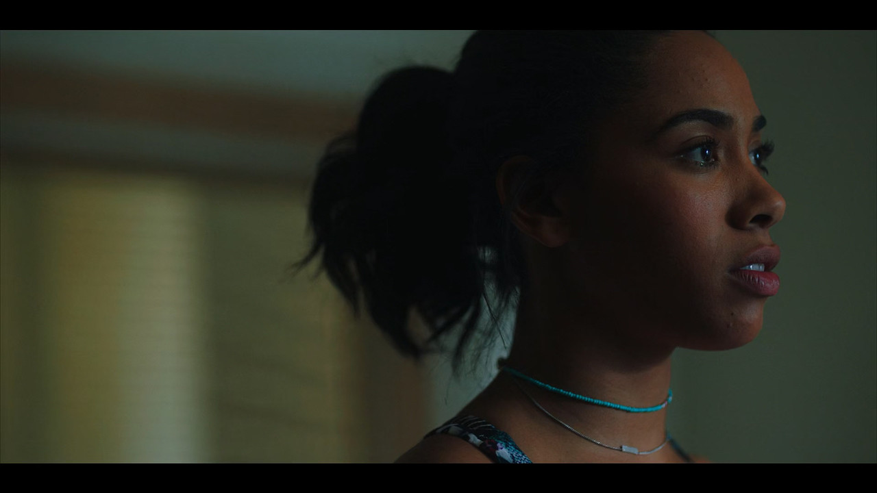 Dare Me (2019) S01E01 Coup D'État (1080p AMZN WEB-DL x265 10bit 