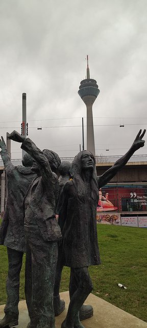 Dusseldorf, Frankfurt, Colonia (23-26 Febrero) - Blogs de Alemania - Llego a Düsseldorf (10)