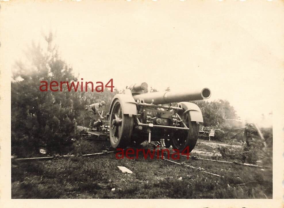 21cm Mörser 18 wartet auf Feuerbefehl Embermenil Frankreich