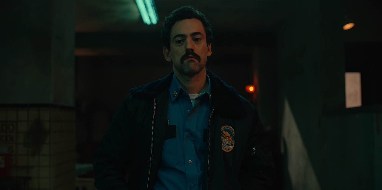 Narcos.Mexico.S03E06.La.Jefa.1080p.10bit.BluRay.AAC5.1.HEVC-Vyndros.mkv_snapshot_13.56_[2023.04.02_1