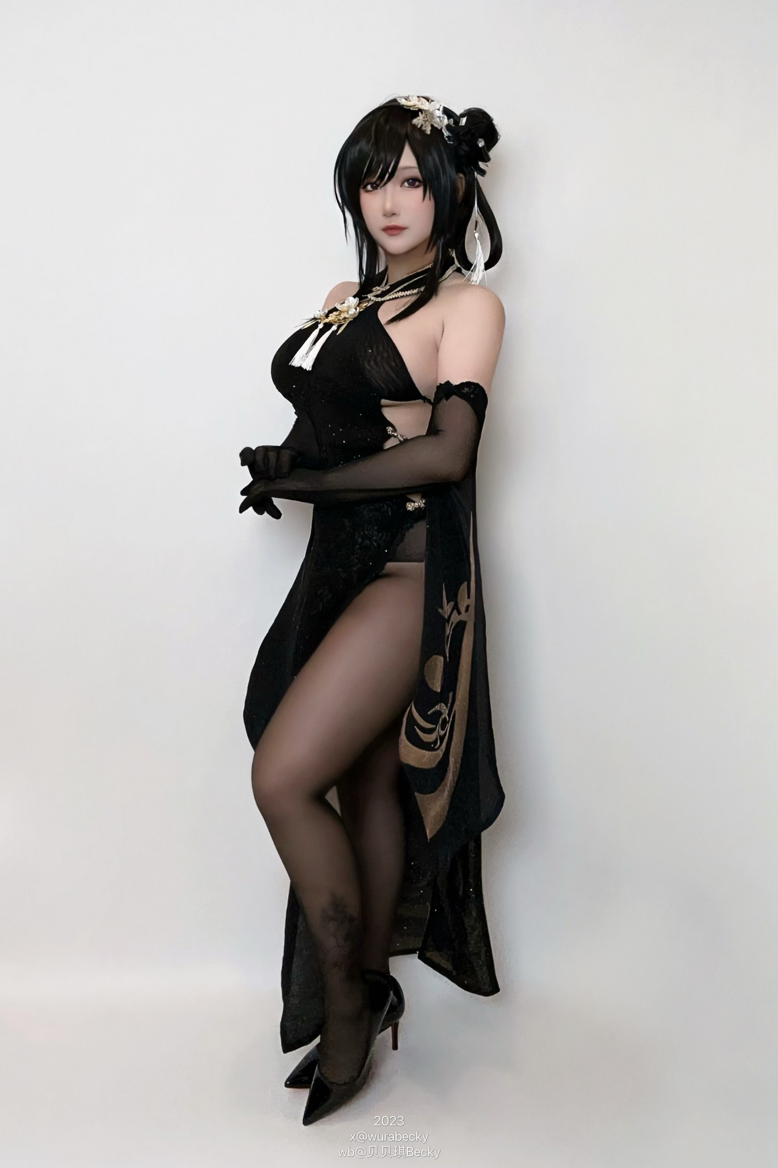 贝贝琪 Becky 镇海 Cosplay 写真集｜角色主题高清摄影（24P｜159MB）插图