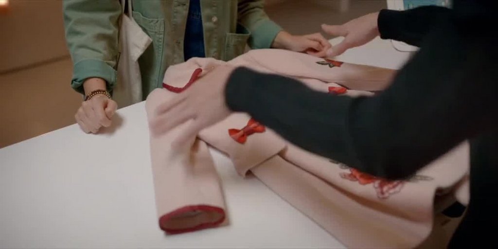 [Image: ru1du60kr3du.jpg]