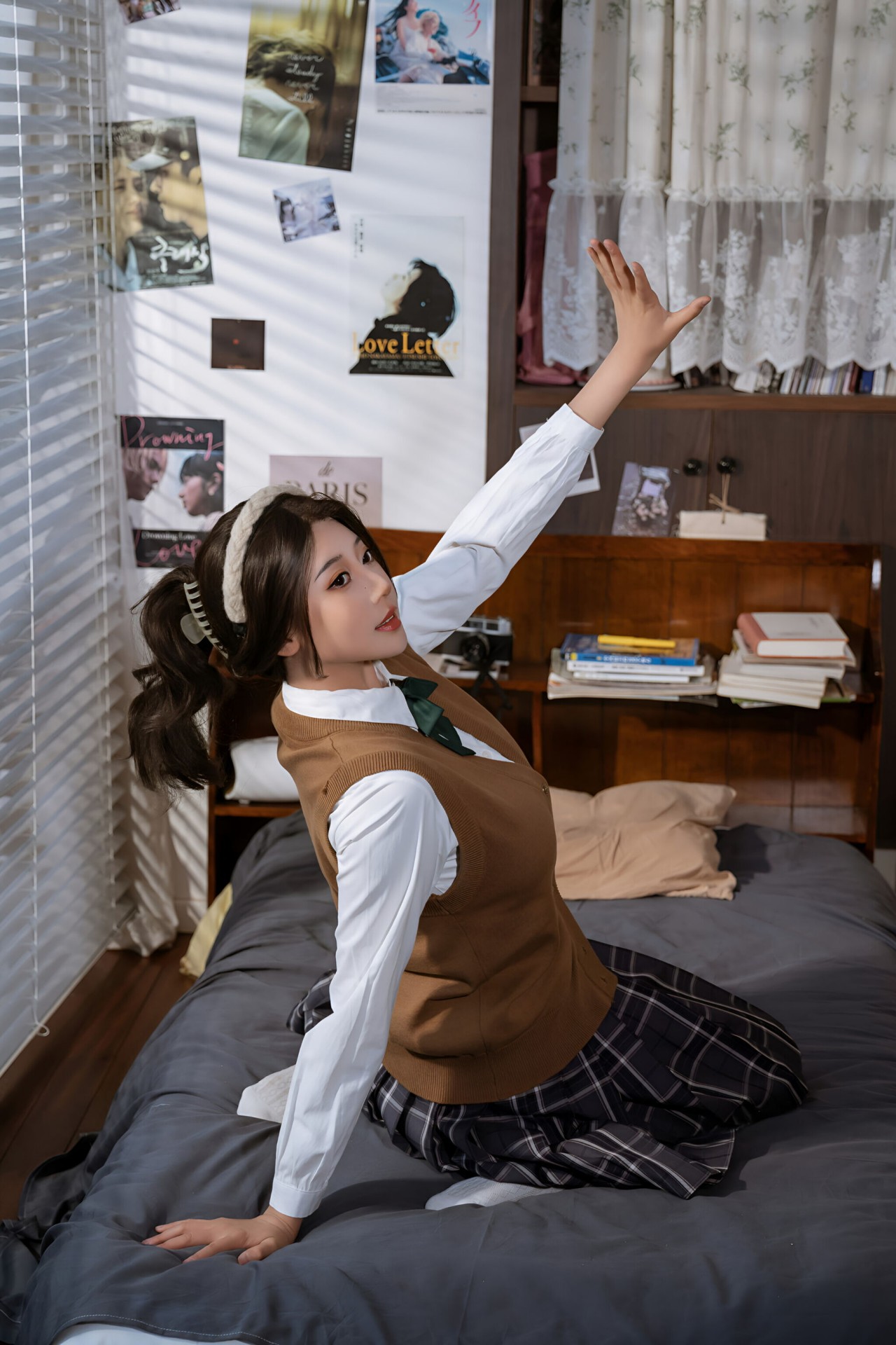 奈 汐 酱 nice 白日梦图集，日式卧室里的治愈系穿搭插图5