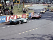 24 HEURES DU MANS YEAR BY YEAR PART ONE 1923-1969 - Page 43 58lm04-A-Martin-DBR1-300-R-Salvadori-S-L-Evans-3