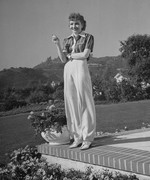 claudette-colbert-d02