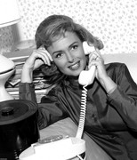 donna-reed-b17