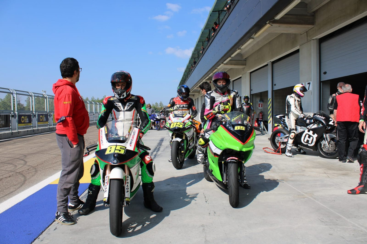 C9712D6B-9861-42D2-8421-B91E2150AFE2