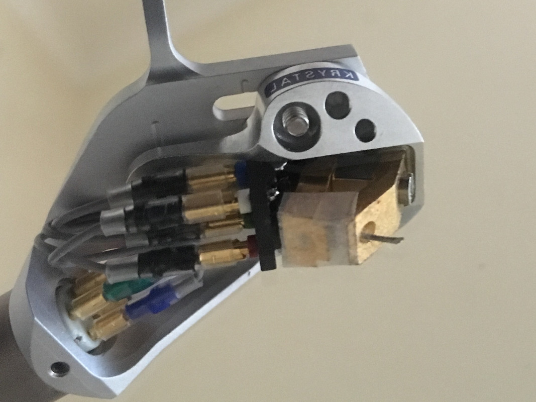 6A647EA5-A52E-4B14-A77C-A2E5943E9BA8