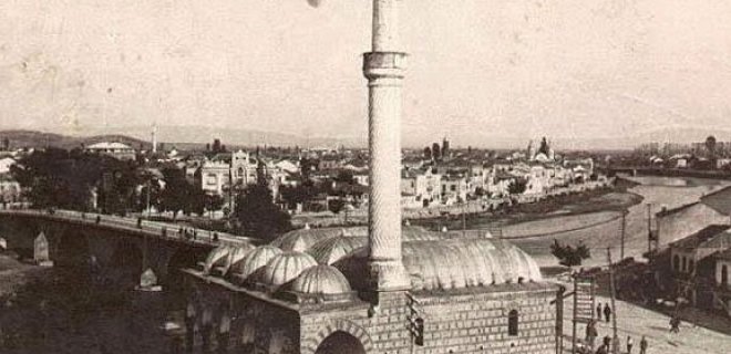 burmali-camii-makedonya.jpg