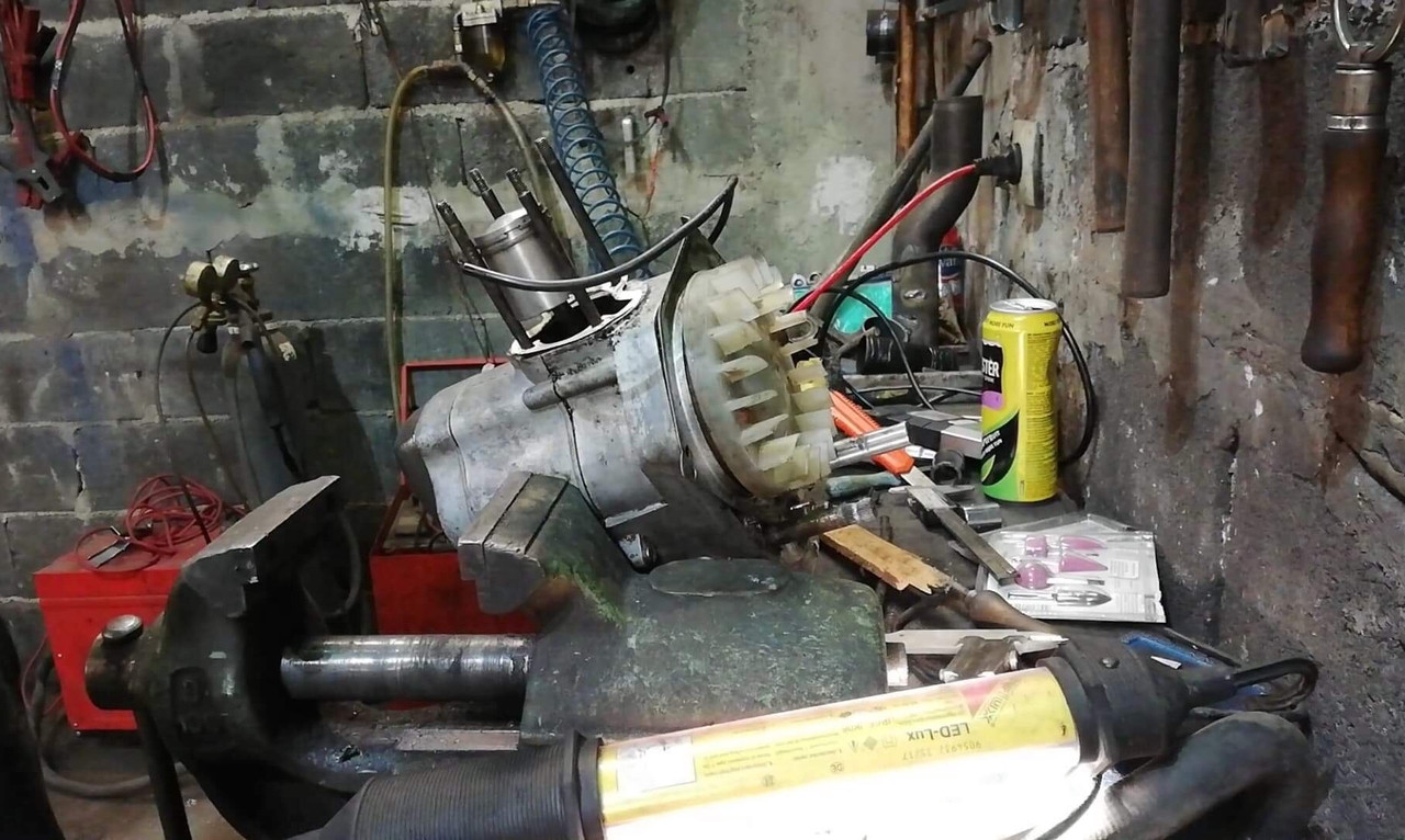 D2C7534B-7824-4C95-A95B-83E6014EBF86