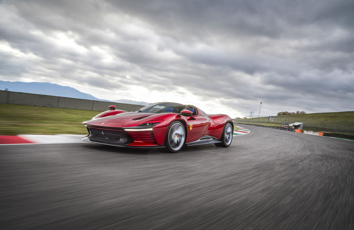 _K4A0985FERRARI