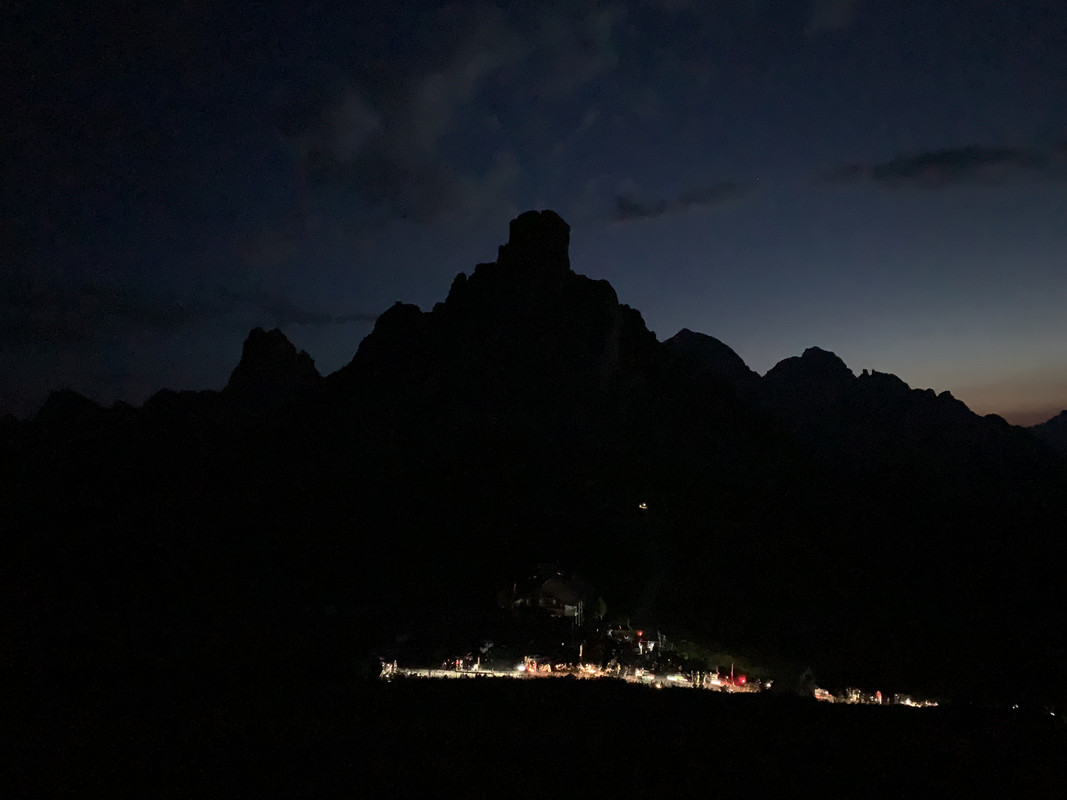 D6ED5784-663B-4CC6-AAB6-62265AC83BF2