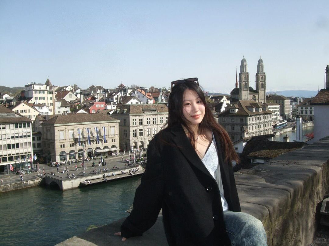 photo 9 2025 12 27 21 20 43