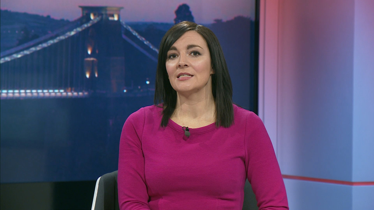 01.10 - 17.45.00 - ITV News West Country. News for Devon, Cornwall, S....ts_snapshot_12.33.737