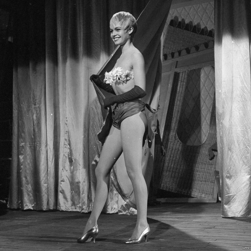 Bardot_Brigitte_mg25