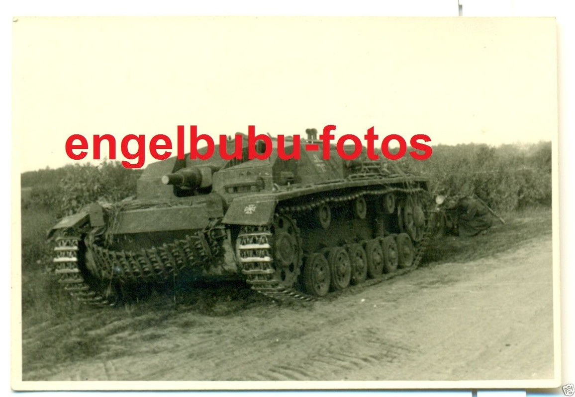 FOTO - PANZER - STURMGESCHÜTZ - STUG-ABTEILUNG -