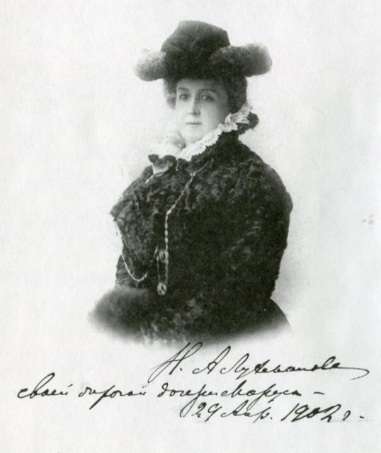 1902