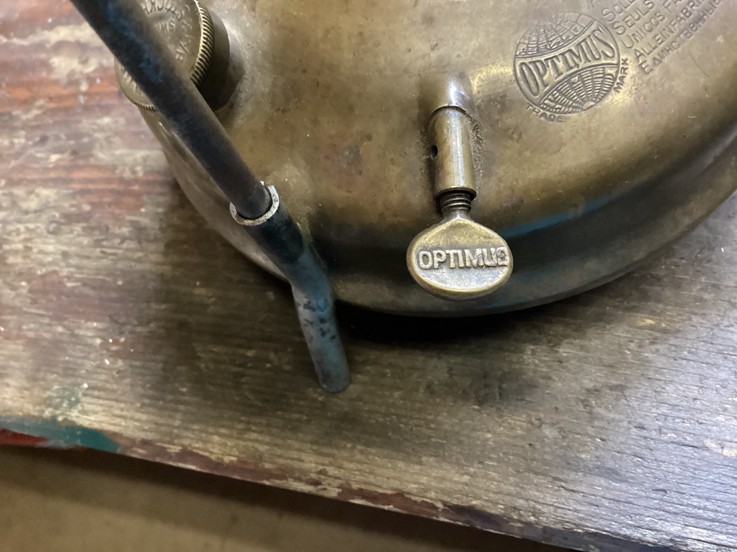 55DD16D9-5831-43E9-9B3B-48776084861E