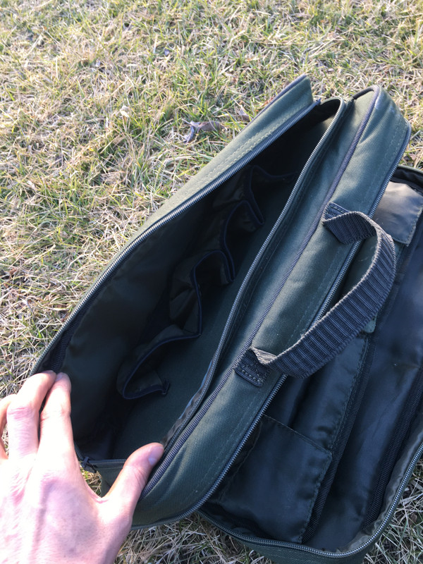 37C2E570-E3F9-4BEF-99DA-1E90E09E1E2B