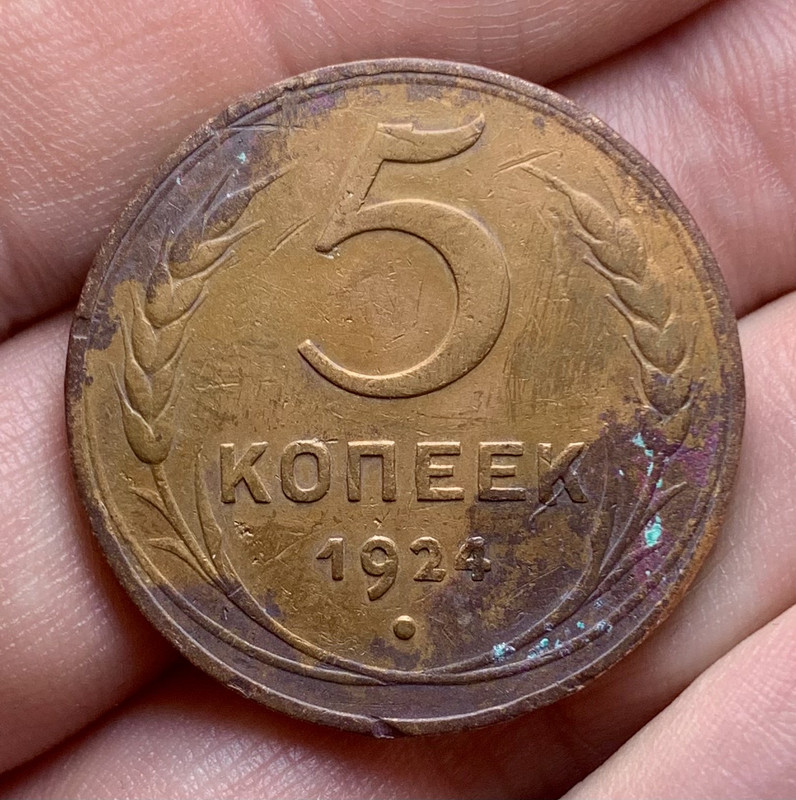 AAE882D0-6217-4917-B9BC-BD0DC5B3FE01