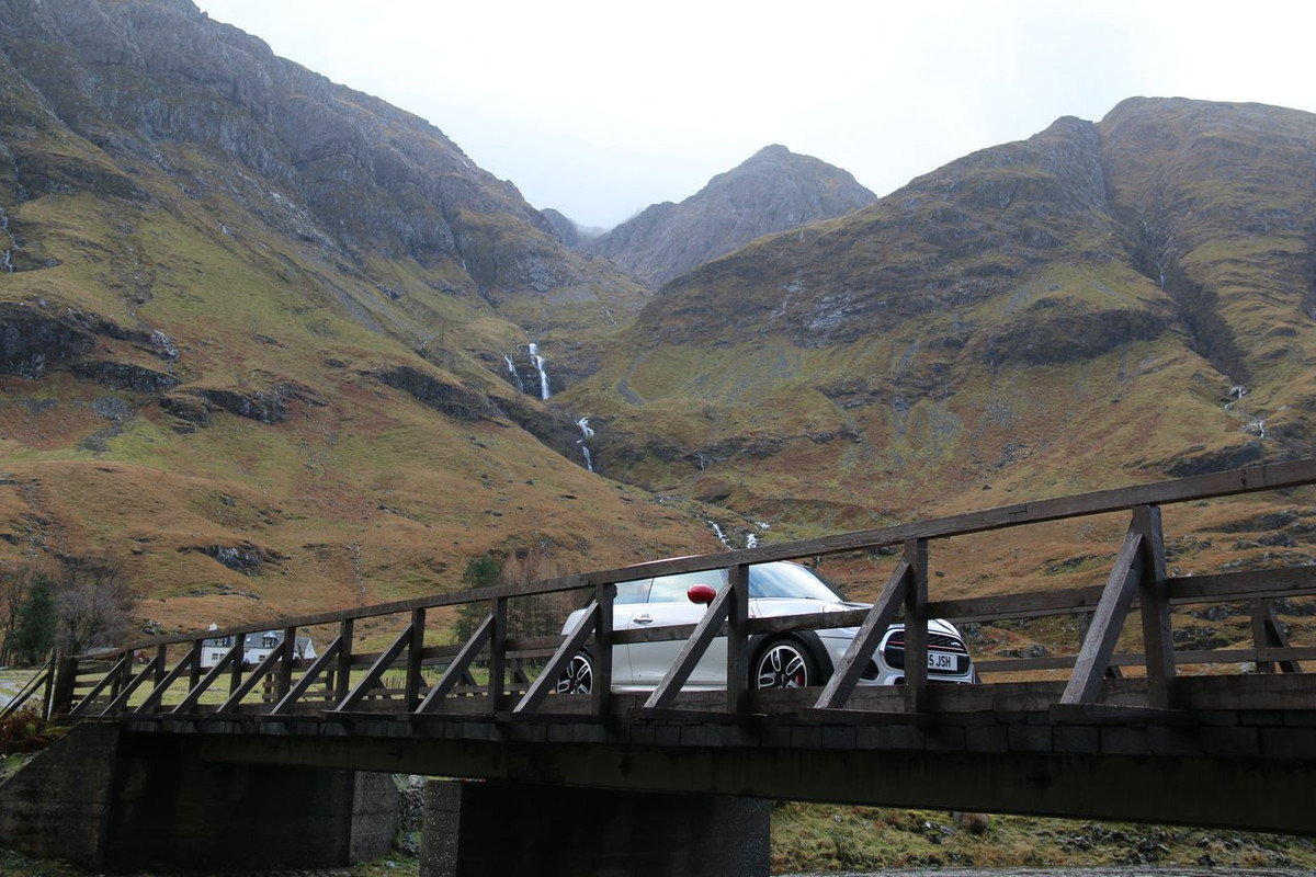 C8A004F1-B8BF-4594-83C1-47AAACA0256F