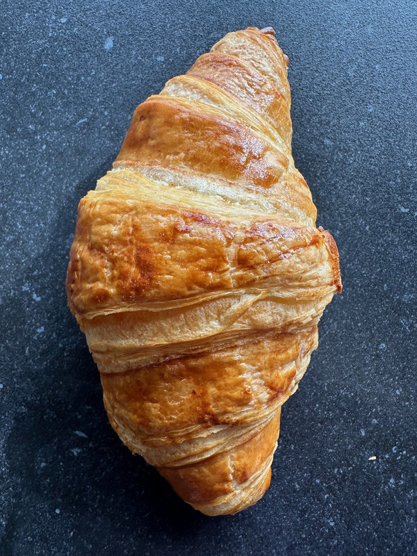 Croissant Plain