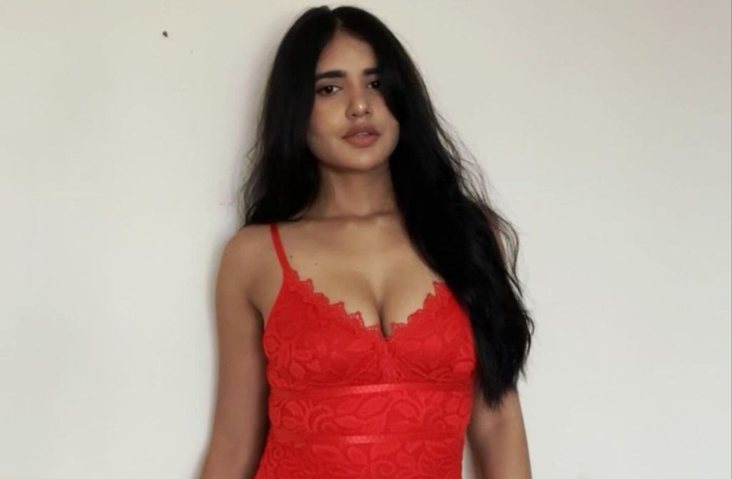 Insta Model Rachel sharma Showing Boobs