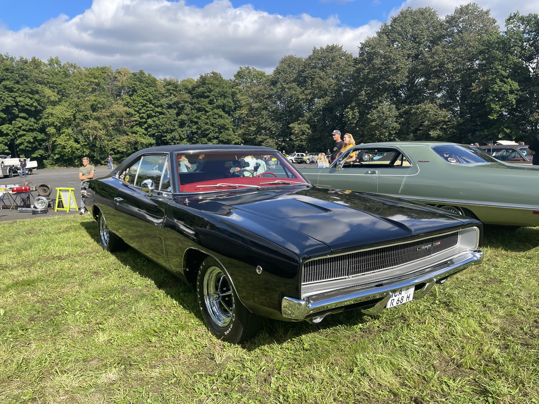 3FD35A57-9A84-48B3-866E-6695141A96B4