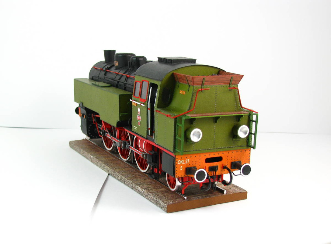 5562