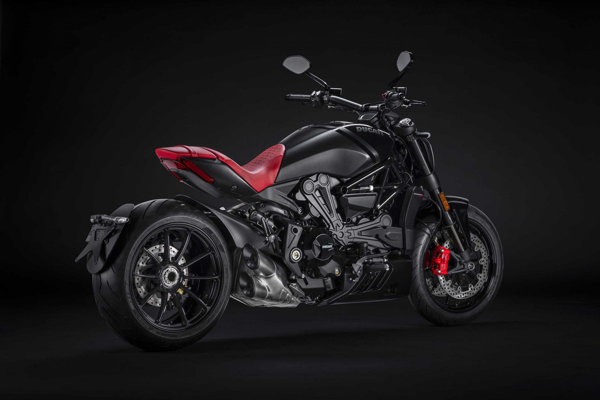 Лимитированный мотоцикл Ducati XDiavel Nero 2022