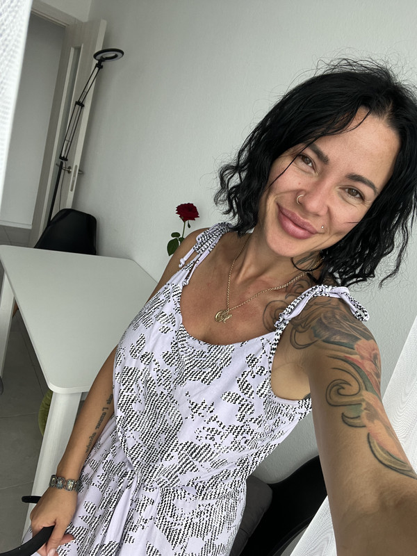 3651EC9E-72F9-470F-9BC1-14DFF1C9572C