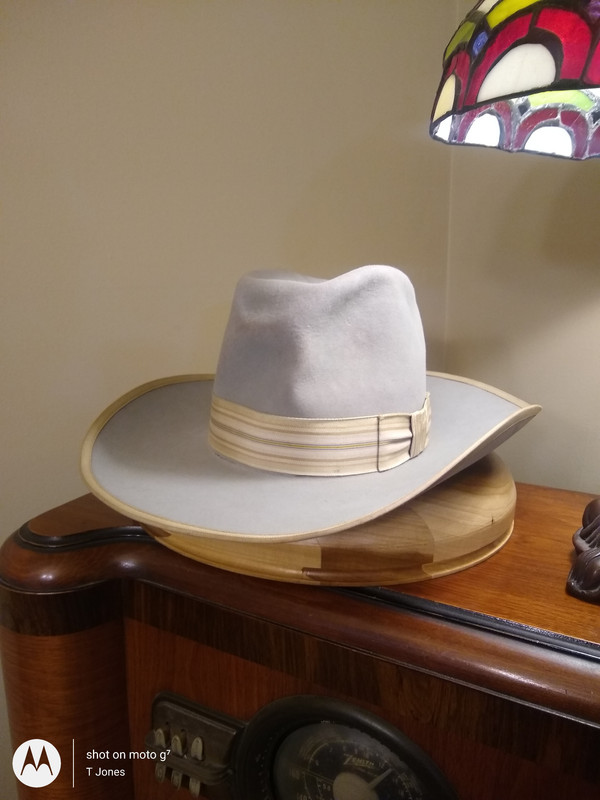 Grey-Stagecoach-4-A.jpg