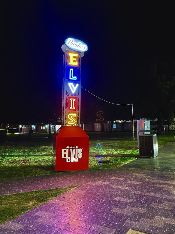 906F20E6-8E96-4A71-9B81-170B9828F0D2