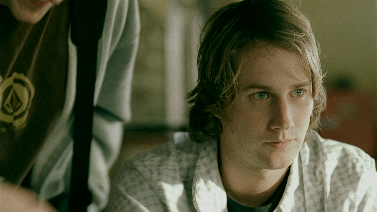 Reeker.2005.2160p.UHD.BDRemux.HDR.DTS-HD.MA.5.1.by DVT.mkv_snapshot_00.08.29_[2022.05.17_11.40.06]