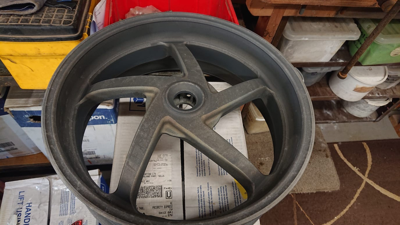 C06CB417-47F3-4192-BB36-22E08ACFF8C3