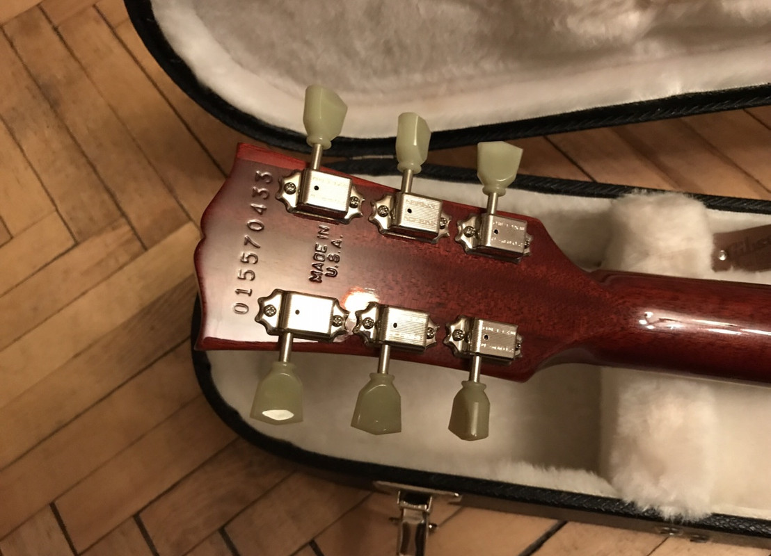 1BF07110-9E53-490A-A3D8-E2D0AD0F4778