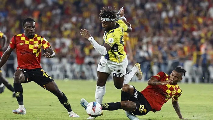 Goztepe vs Fenerbahce, 01h30 ngày 17/08