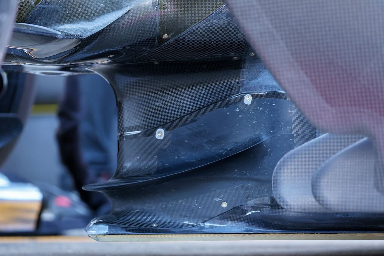 G55t-QBRXMAEs-VOp-format-jpg-name-large.