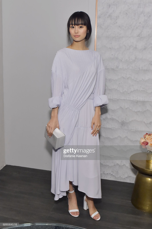 Shioli-Kutsuna-Feet-5589824