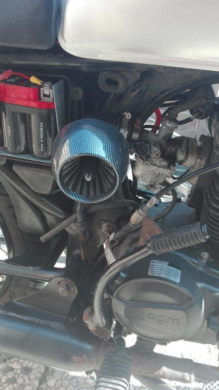 1503826467768-1951792275