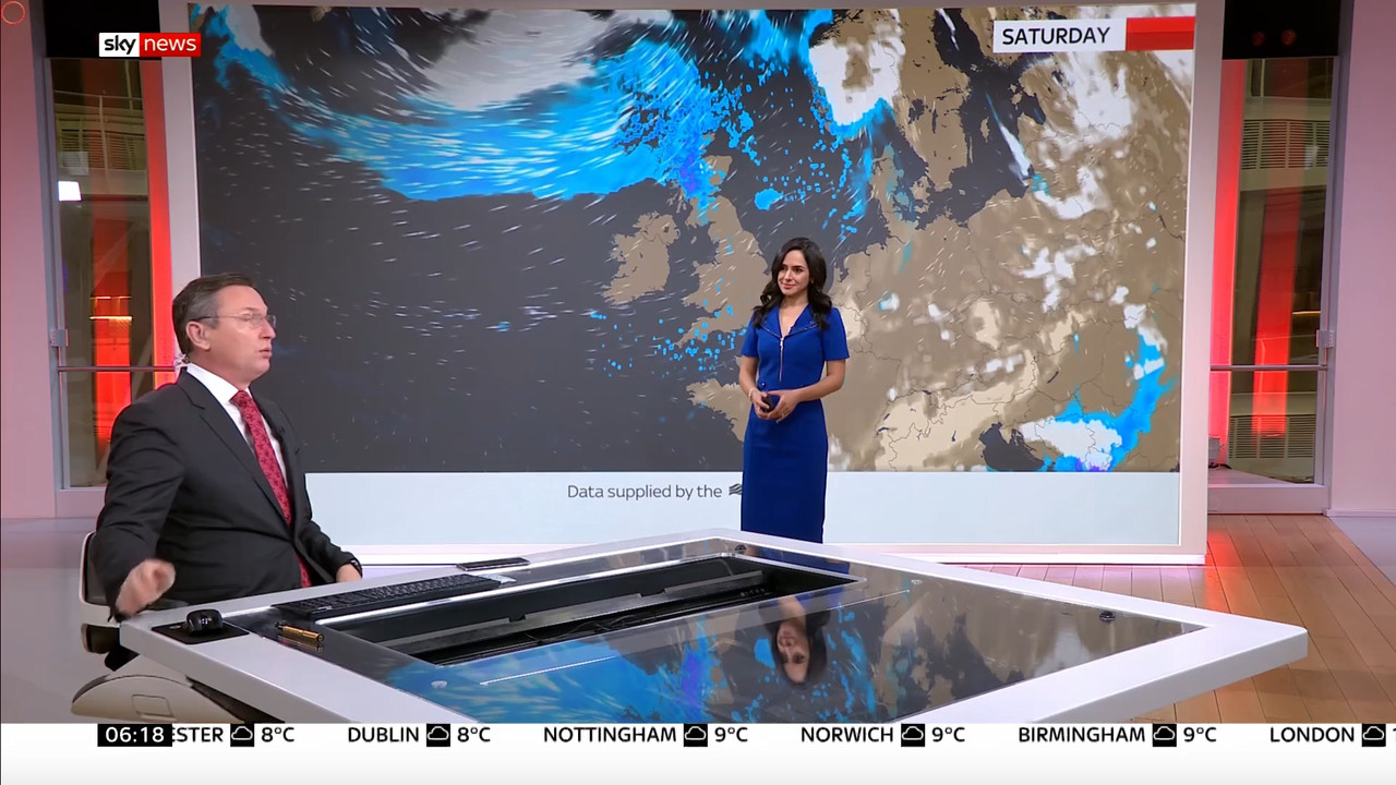 12.26 - 06.00.00 - Sky News @ Breakfast. Latest news headlines, compr....ts_snapshot_19.05.539