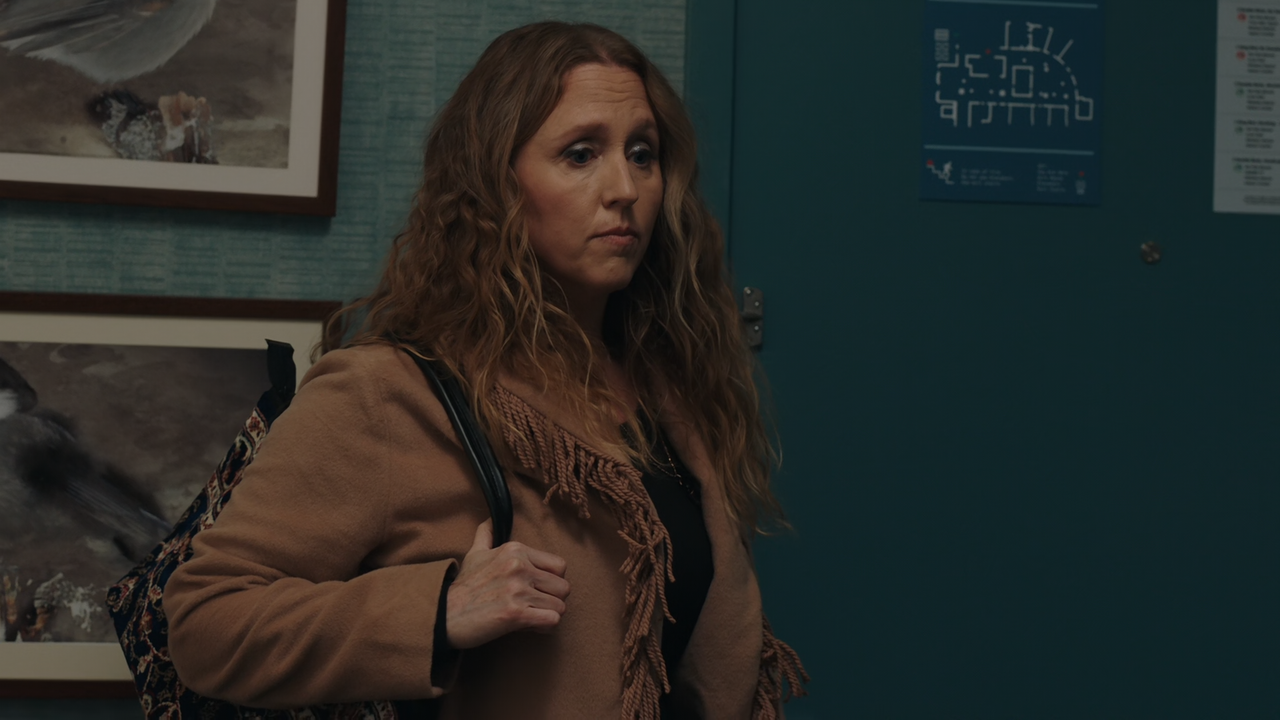 FBI.Most.Wanted.S02E07.Winner.1080p.10bit.AMZN.WEB-DL.DDP5.1.HEVC-Vyndros.mkv_snapshot_26.43_[2021.0