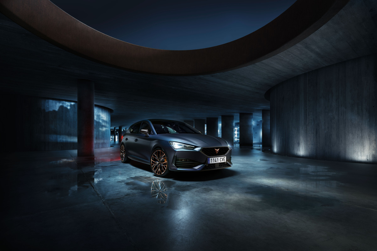 CUPRA-Leon-VZ-CUP_01_HQ