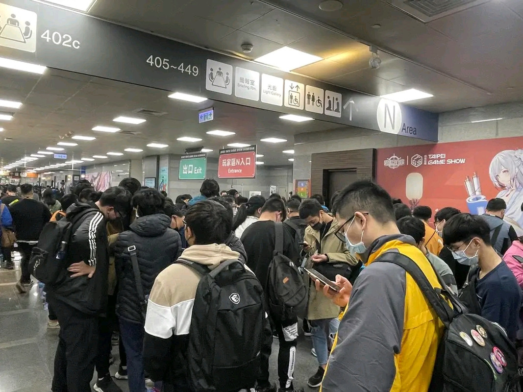 [情報] 2023台北電玩展進場前人潮