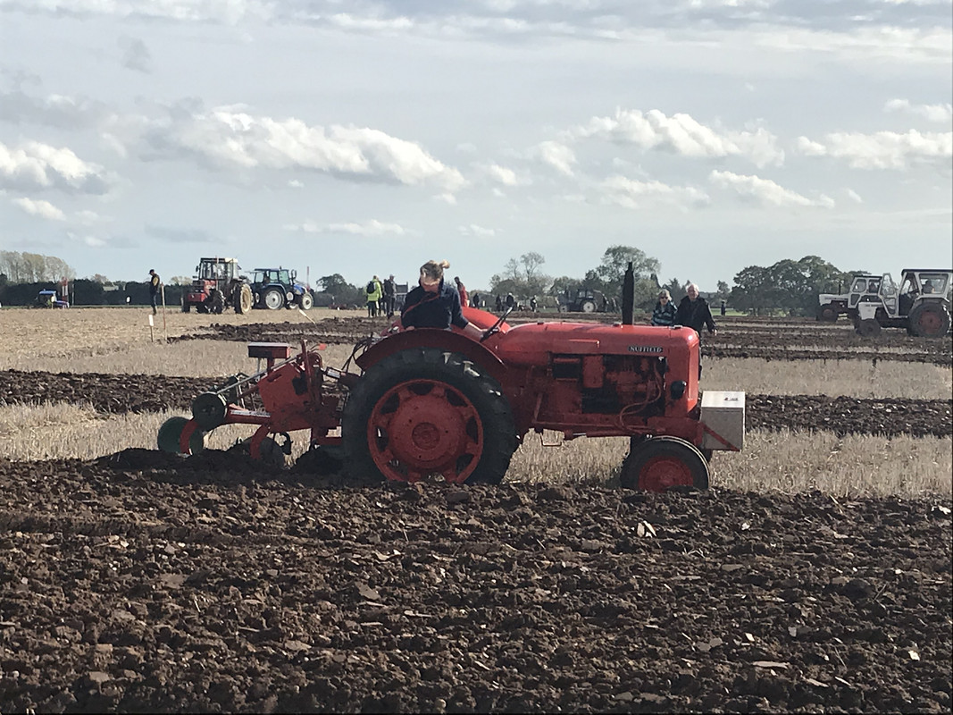 9EA10EDB-28C7-4761-AD84-7213EAD98A0D